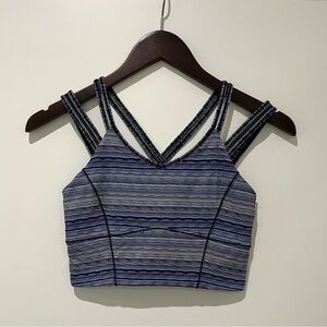 LULULEMON Sports Bra Sz 6 Varying Hues of Blue